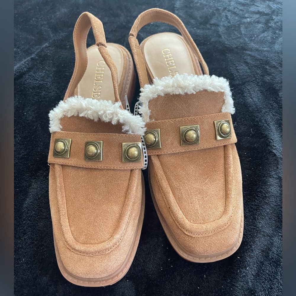 Chelsea & Violet tan suede sling back mules, new without tags, size 7